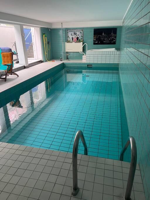 Villa Casa Blanca Mit Privatem Schwimmbad 26 Grad Und Sauna Дуйсбург Экстерьер фото